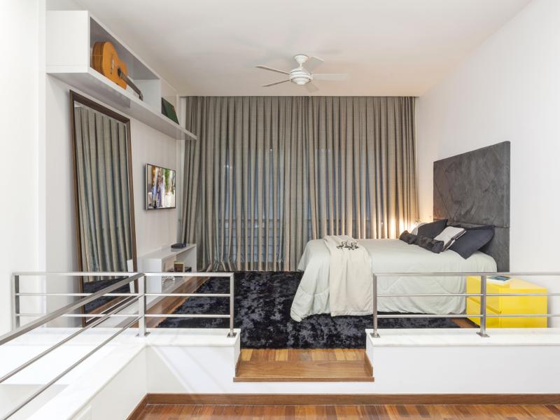 Sozinho sim, sem aconchego nunca